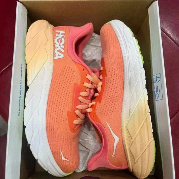 Womens Hoka Arahi 7 - Picture 2 of 4